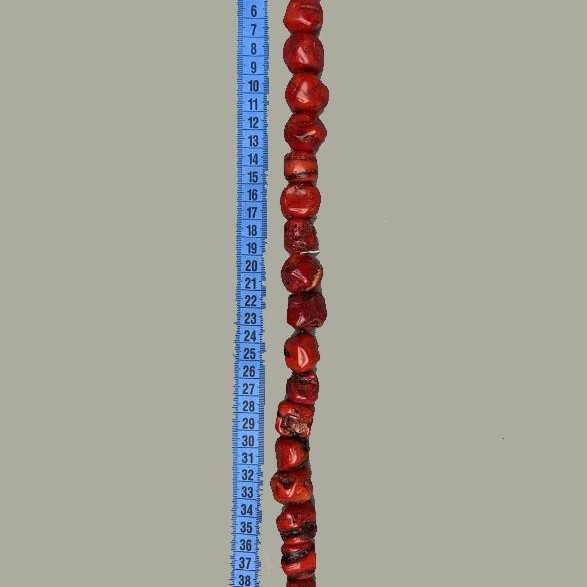 Natural Coral Beads, faceted assorted sizes, diameter assortment from 12-20×18-24mm ±, weight 258 g, length 42 cm ± on fishing line