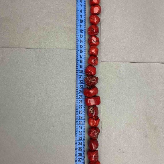 Natural Coral Beads, assorted cuts, sizes from 12-20mm to 18-24mm, 288g, 42cm on fishing line
