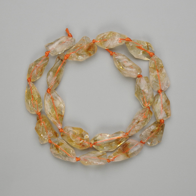 Citrine Beads Tumbled 11-15×6-8 mm+-, strand length 39 cm+- on thread