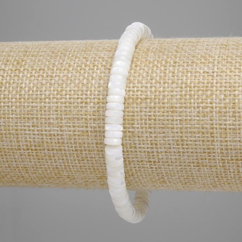 Bracelet with Mother of Pearl Rondelles, diameter 5.5x2mm±, length 18cm±, stretch