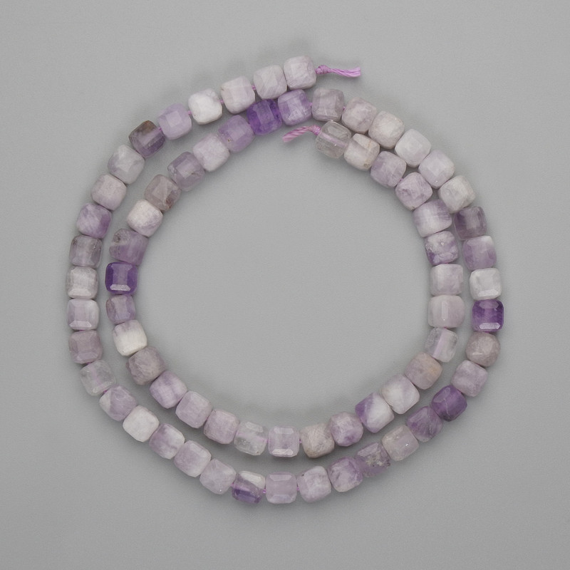 Amethyst Beads, Faceted Cubes 5.5×5.5 mm, 39 cm length, on thread