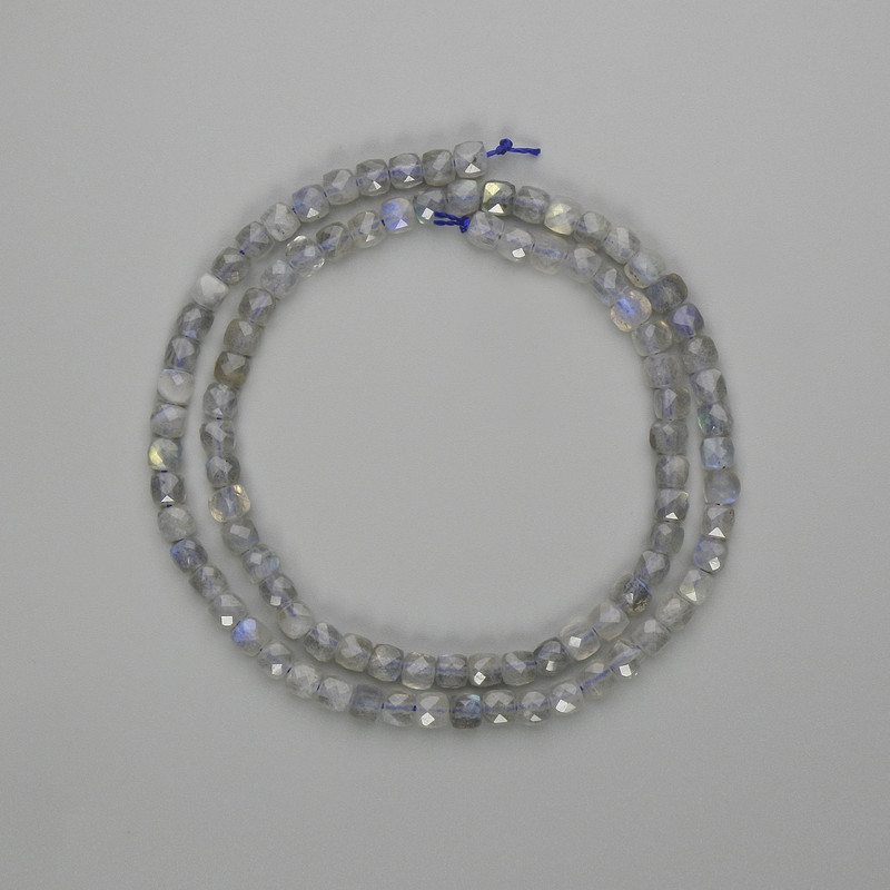 Labradorite Beads Faceted Cubes 4x4mm+, length 39cm on thread