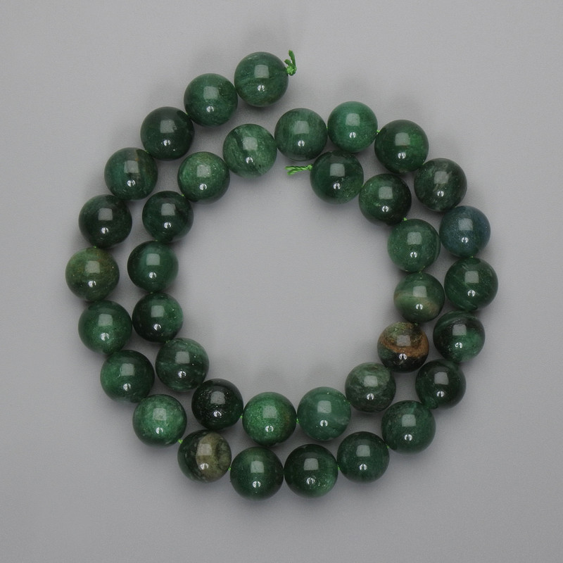 Emerald Beads Smooth Ball 10mm+-, length 38cm+-