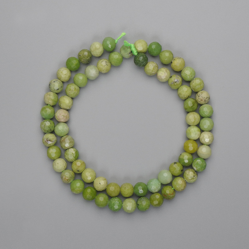 Jadeite Beads Faceted Round 6mm, on Thread 39cm