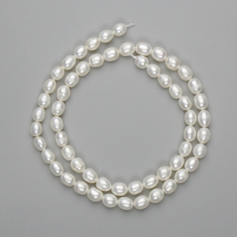 Freshwater Pearls Beads 6–7 mm on a Thread 37 cm long