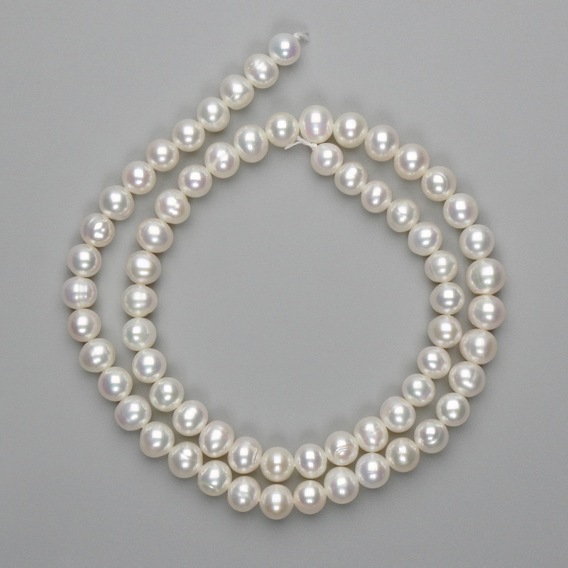Freshwater Pearls on a String 6–6.5 mm, 39 cm length, on a thread