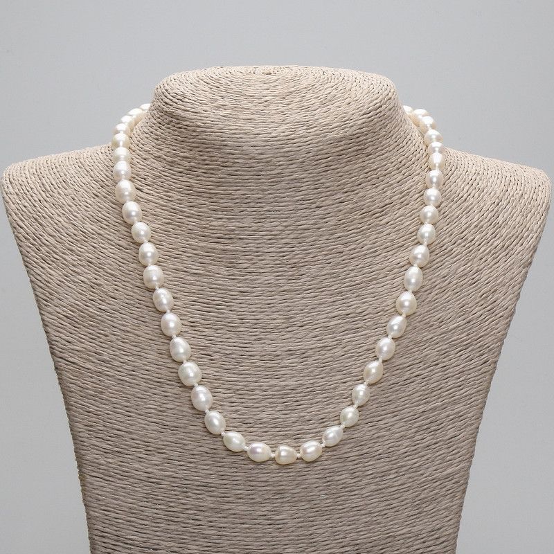 Necklace of natural freshwater pearls 8.5-9x6-7mm, length 45 cm ± 5 cm extender chain