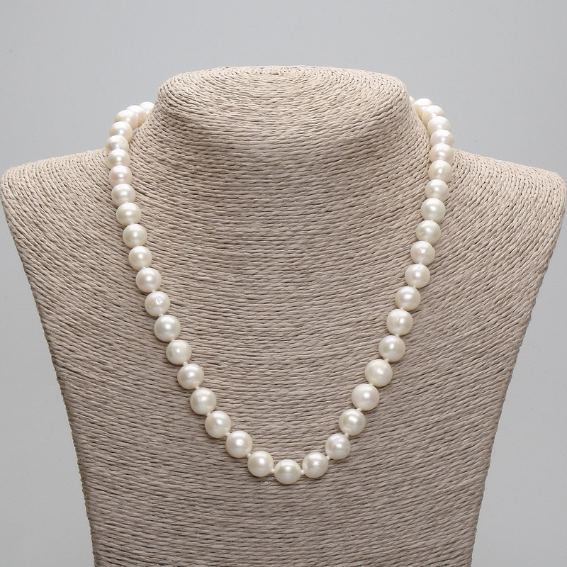 Necklace with natural freshwater pearls 9-10x8-8.5mm+, length 45cm±, 5cm extender chain