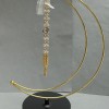Stand Half Moon for sphere 24x17 cm+- with legs 10 cm+- chain length 16 cm+- gold metal