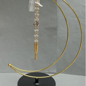 Stand Half Moon for sphere 24x17 cm+- with legs 10 cm+- chain length 16 cm+- gold metal