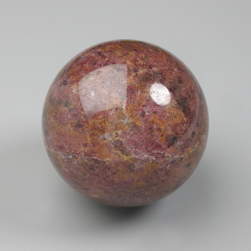 Price per 100 g Pomegranate souvenir sphere natural stone Garnet, diameter 45–60 mm ± assorted sizes weight from 180 g