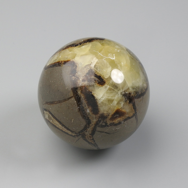 Septarian Stone Sculpture Sphere, diameter 45-60mm±, assorted sizes, weight from 150 g. (Price per 100 g)