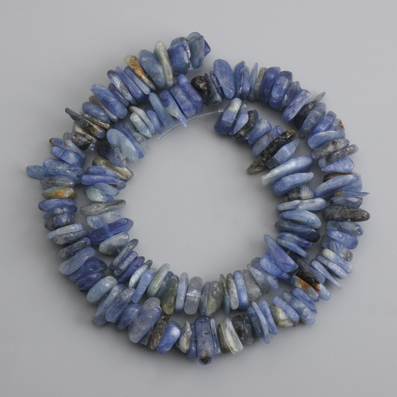 Kyanite Beads Chip, 8-20×2.5-4 mm, 39 cm length ±