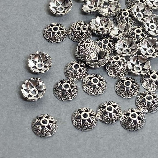 Cap tips for beads, metal color silver, diameter 8×1 mm ± hole 2 mm ± packaging ~40 pcs. +