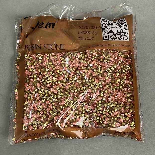 Pink rhinestones, 4mm diameter +- pack /75g (+- )