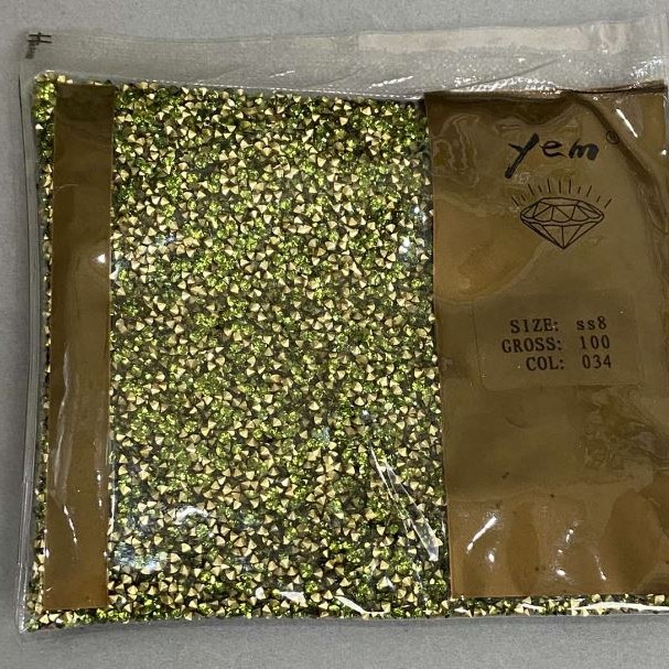 Green rhinestones stones, color green, diameter 2mm +- pack /50g (+ -)