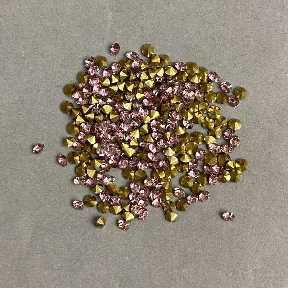 Purple rhinestones, stones color purple, diameter 2.5(±) mm, pack /4 g(±)