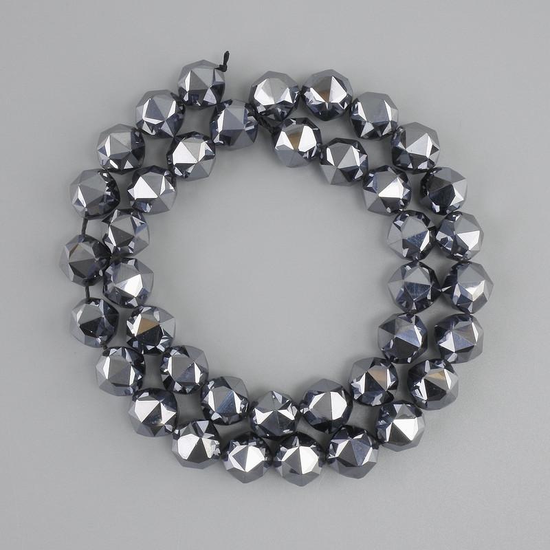 Terahertz beads multi-faceted, diameter 10mm ±, length 39cm ± on a string