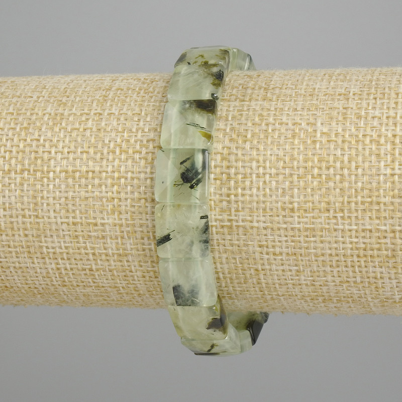 Bracelet Prehnite faceted square, diameter 10, 5-11x10, 5-11mm +/-, length 18cm +/-, stretch