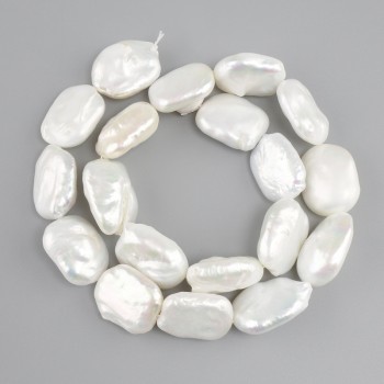Baroque pearls with a "gasoline" iridescent tint, flat 18-21x14-15x mm +/-, length 37 cm+
