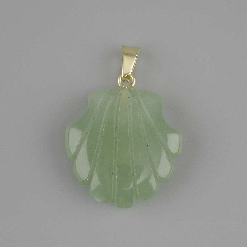 Shell pendant Jade 22x22xmm +/- , length 30mm +/-