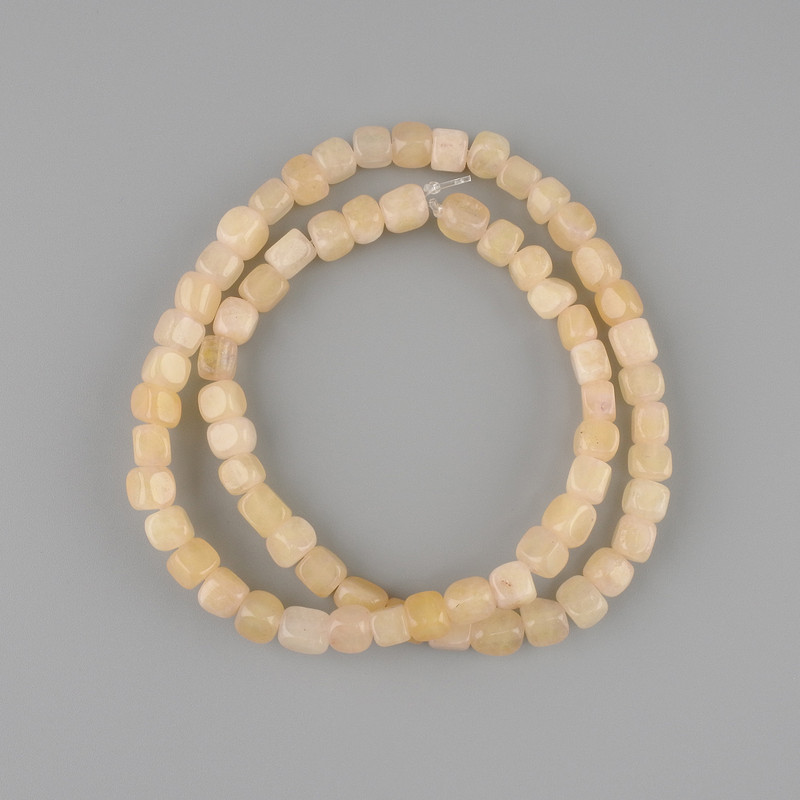 Citrine beads cube 5-5, 5×5-5, 5mm ±, length 38cm ± on a nylon thread