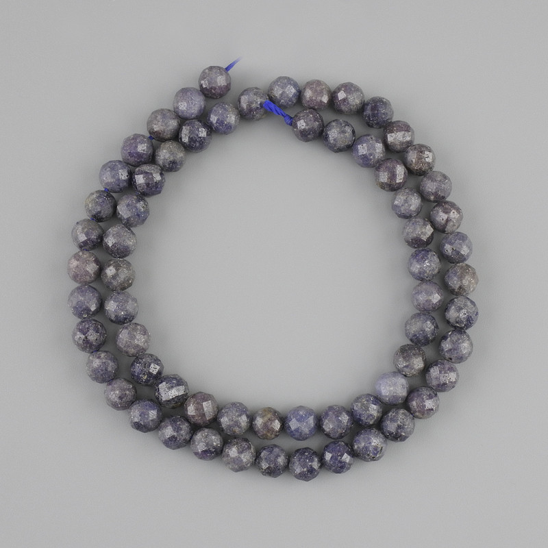 Sapphire beads faceted, bead diameter 6mm ±, length 39cm ± on a string