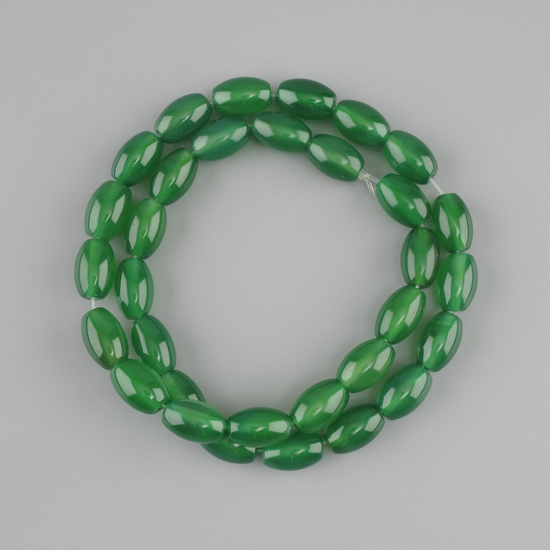 Chrysoprase beads grain, diameter 12x7 mm, 5-8mm ±, length 38cm ± on a string