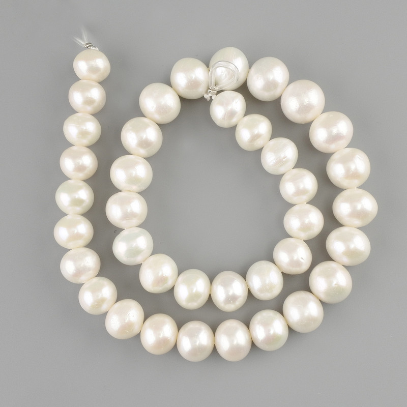 Freshwater pearl beads 10.5–12.5 mm, 40 cm ± on a string