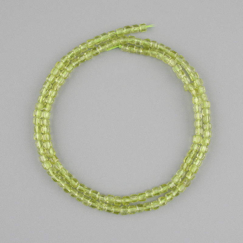 Chrysoprase beads faceted cubes, diameter 3x3 mm+-, length 39 cm+
