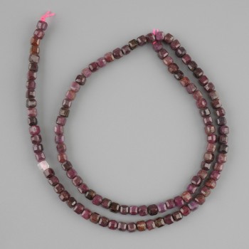 Ruby beads faceted cube, diameter 3x3mm +- , string length 39cm +-