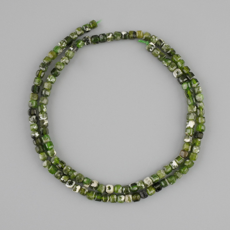 Diopside beads natural stone faceted cube, diameter 3x3mm +- , length 37cm +-