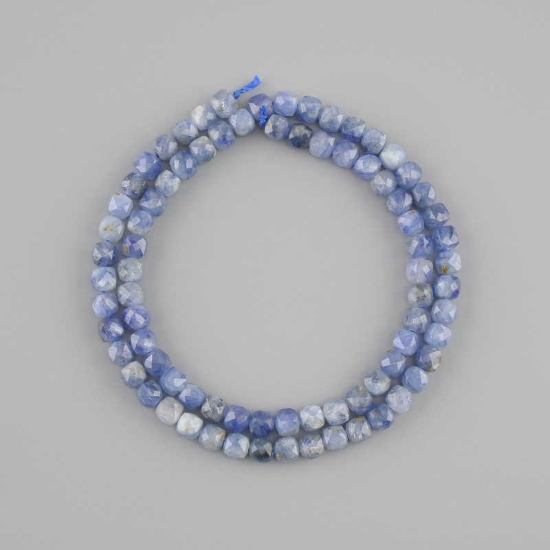 Kyanite beads natural stone faceted cube, diameter 5×5 mm +/-, length 38 cm +/-