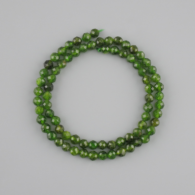 Diopside beads natural gemstone faceted round bead, diameter 5mm+-, length 38cm+-