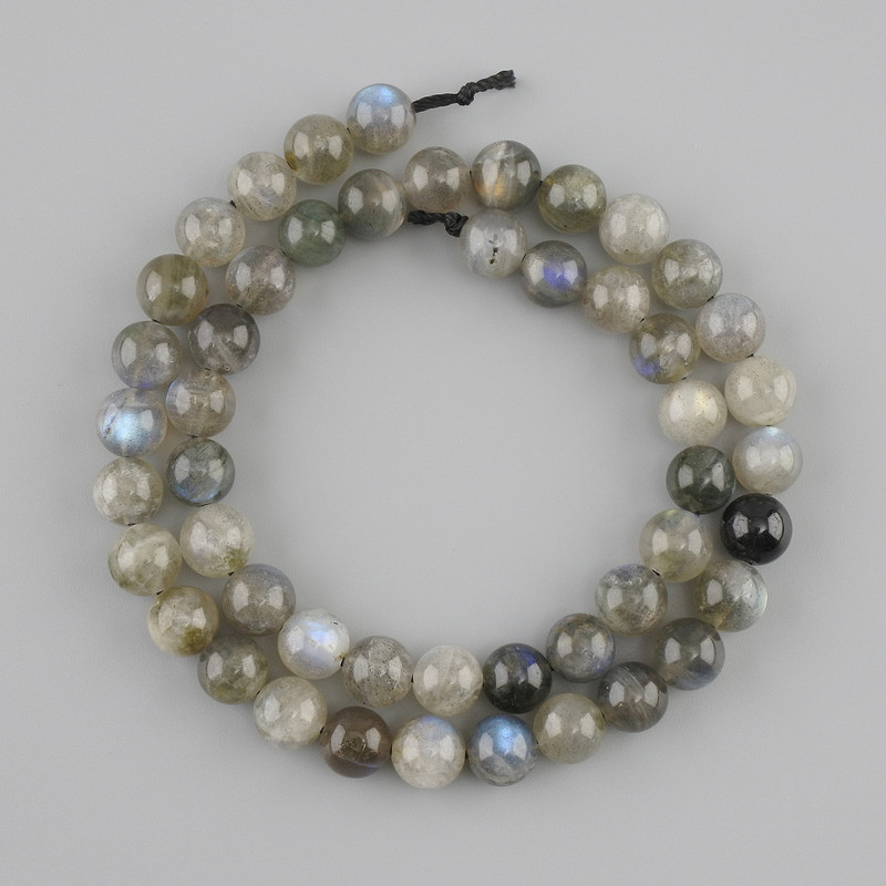 Labradorite beads smooth round bead, diameter 8mm +/-, length 39cm +/- on a string