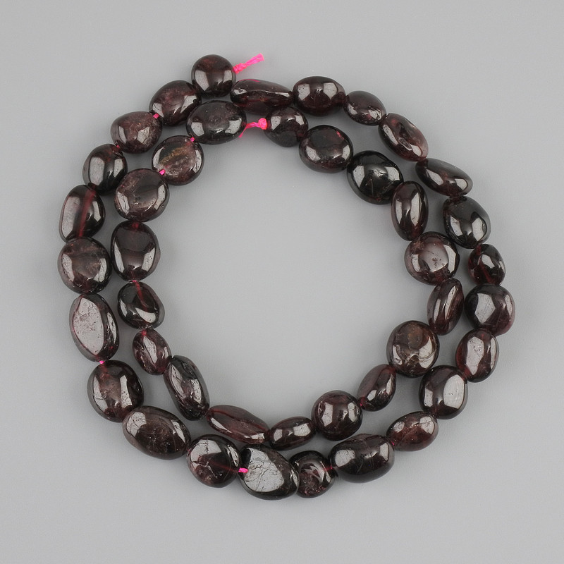 Garnet beads tumbled 9-12.5, 5×8-9.5, 5mm+-, length 40cm+-