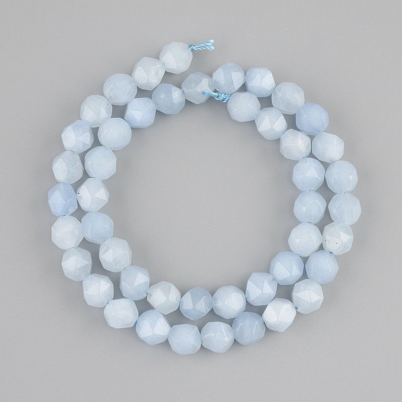 Aquamarine beads faceted 8x7mm +/-, length 37cm +/-, on a thread