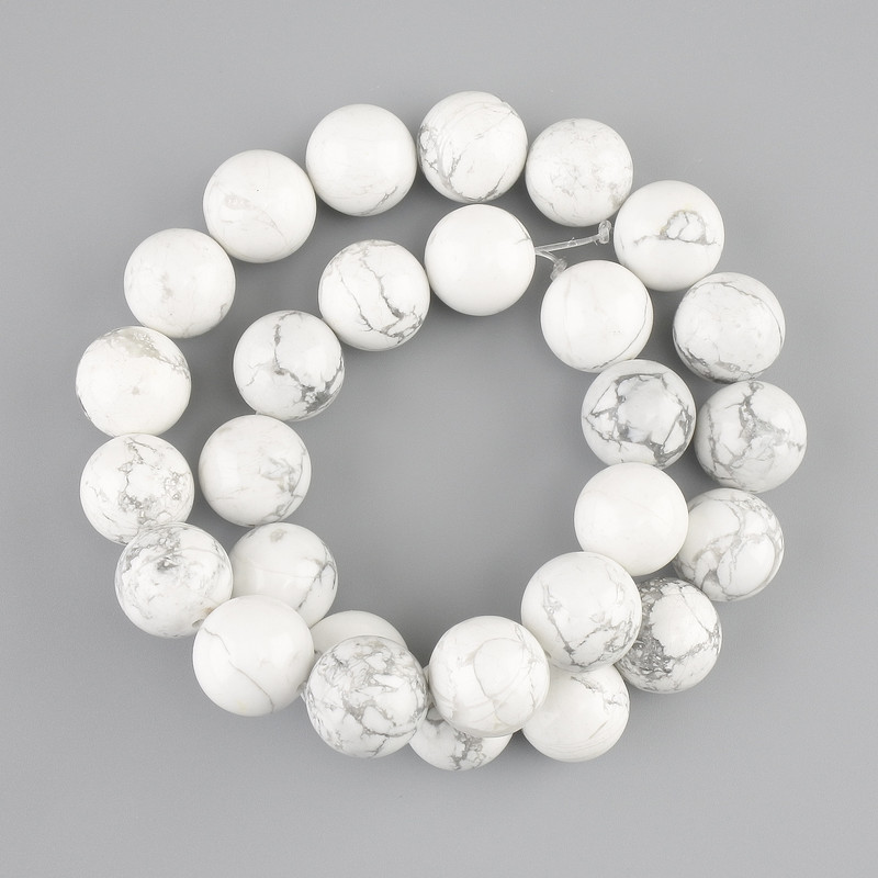 Howlite beads smooth round 14mm +-, length 39cm +- on a thread