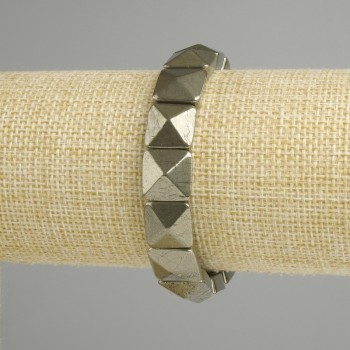 Bracelet Pyrite faceted square 12x12mm +/-, length 18cm +/- stretch