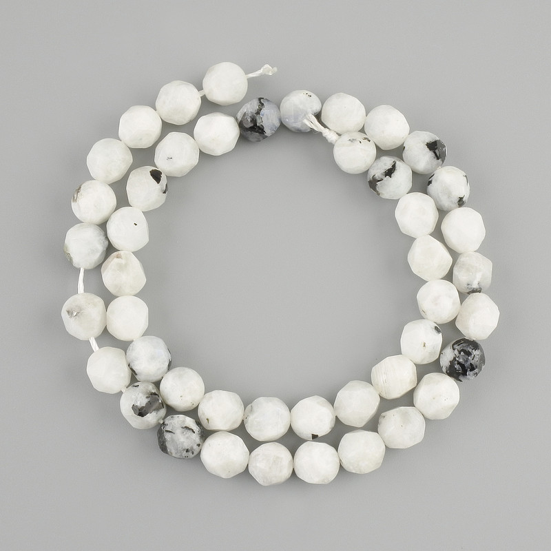 Adularia beads faceted, diameter 8–8.5, 5×7–7.5 mm, 8 mm±, length 38 cm± on a string