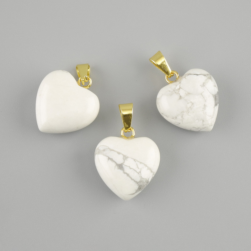 Heart pendant Howlite 15x15x23mm+