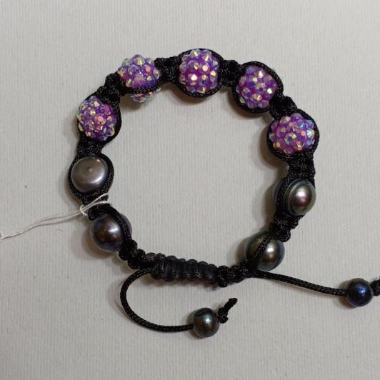 Adjustable bracelet