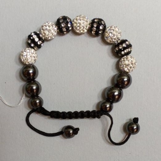 Adjustable sliding bracelet