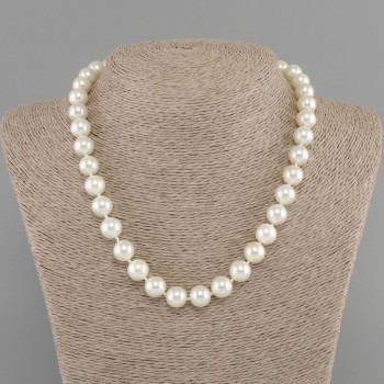Necklace of Majorca pearls, smooth bead 10mm ±, length 45cm ± with a clasp
