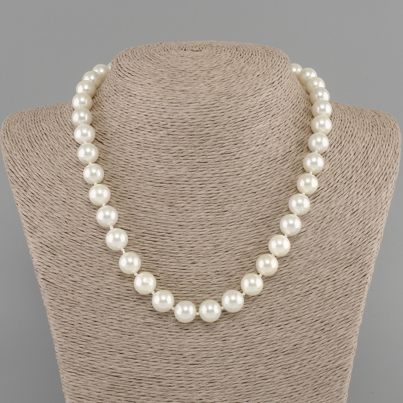 Necklace of Majorca pearls, smooth bead 10mm ±, length 45cm ± with a clasp
