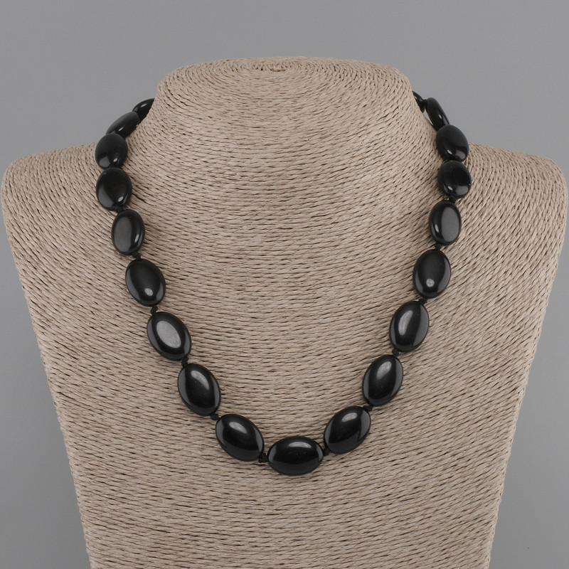 Necklace Agate oval 18x13mm+-, length 45cm+- with clasp