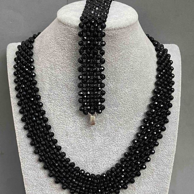 Agate necklace set, length 43 cm ± and bracelet, length 18 cm ± with clasp
