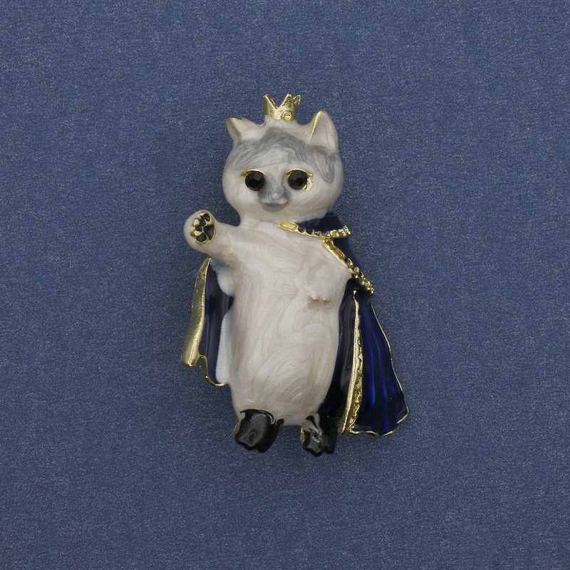 Brooch Cat Queen enamel golden metal 38x30mm +