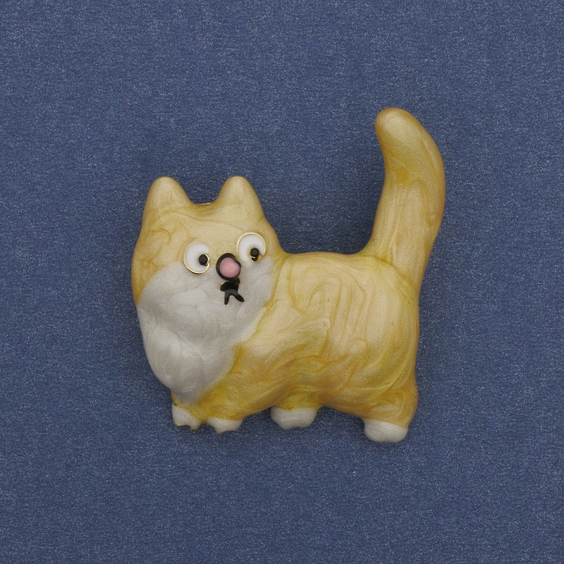 Brooch Kitten enamel golden metal 31x34 mm+