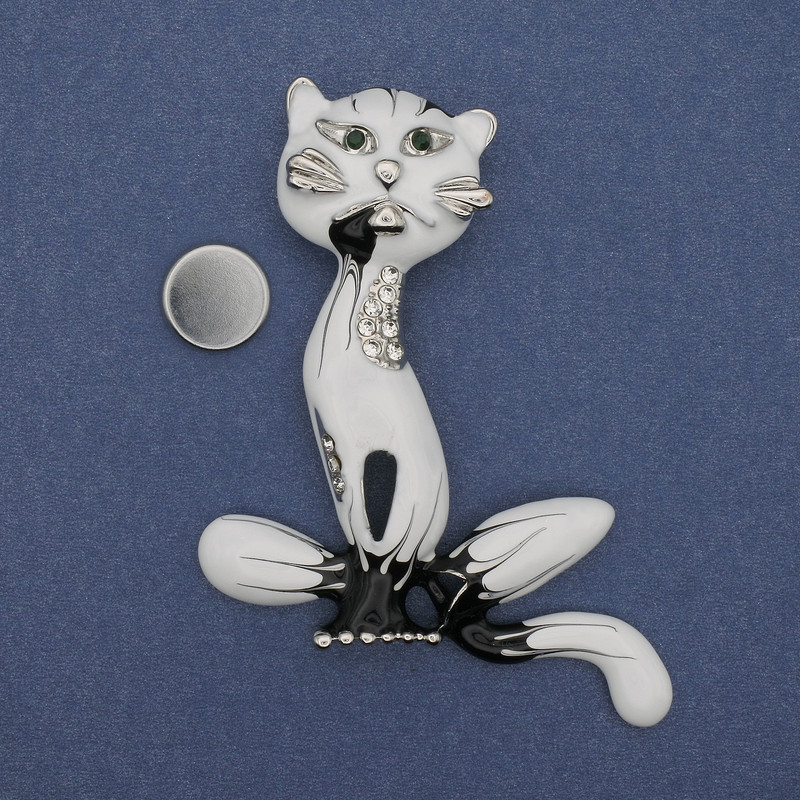 Brooch on a magnet Cat enamel rhinestones silver-toned metal 62x56mm+